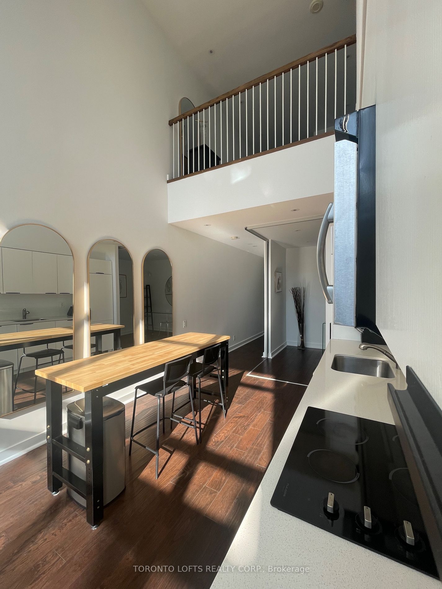 5 Hanna Avenue #108