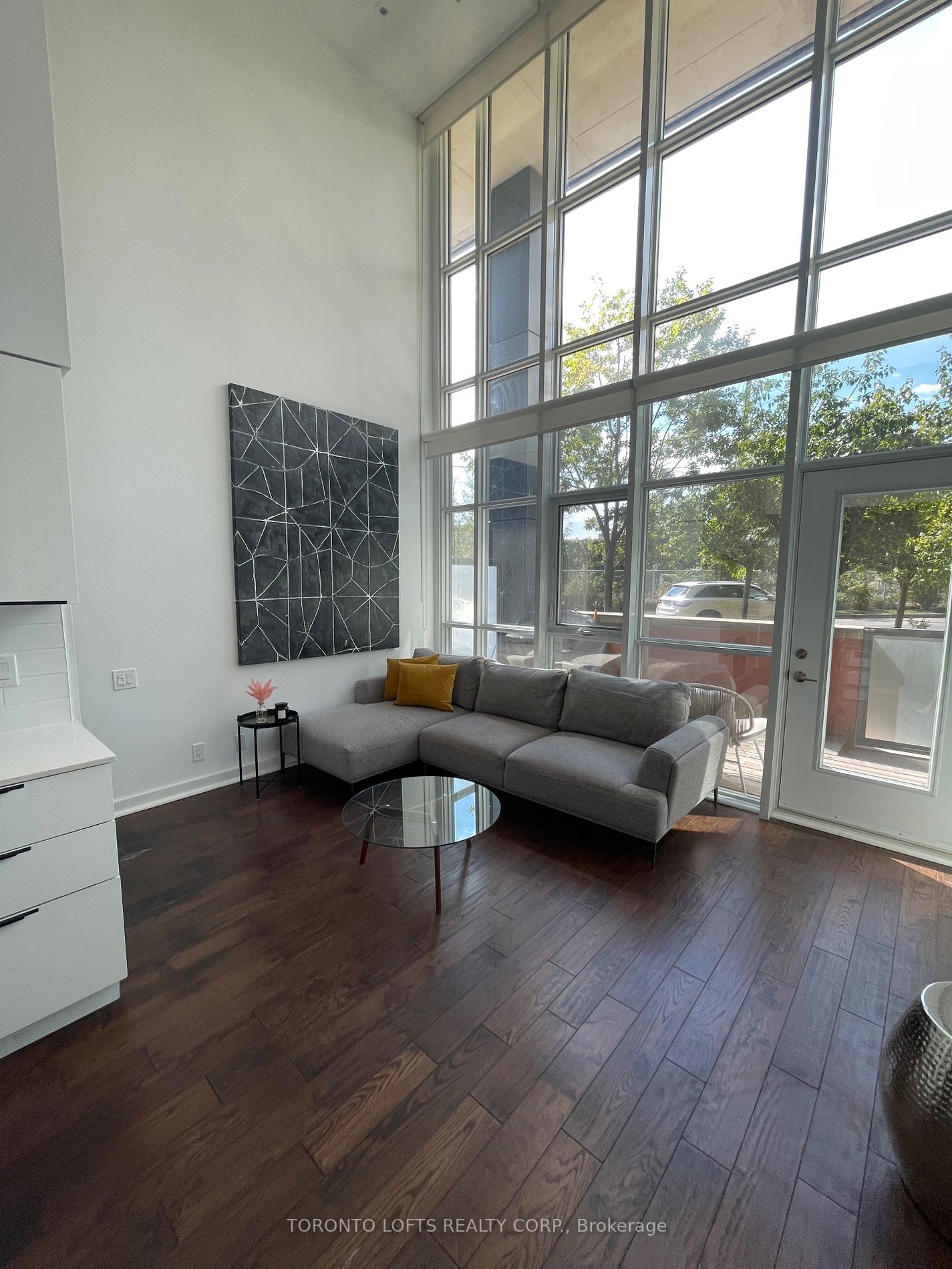 5 Hanna Avenue #108