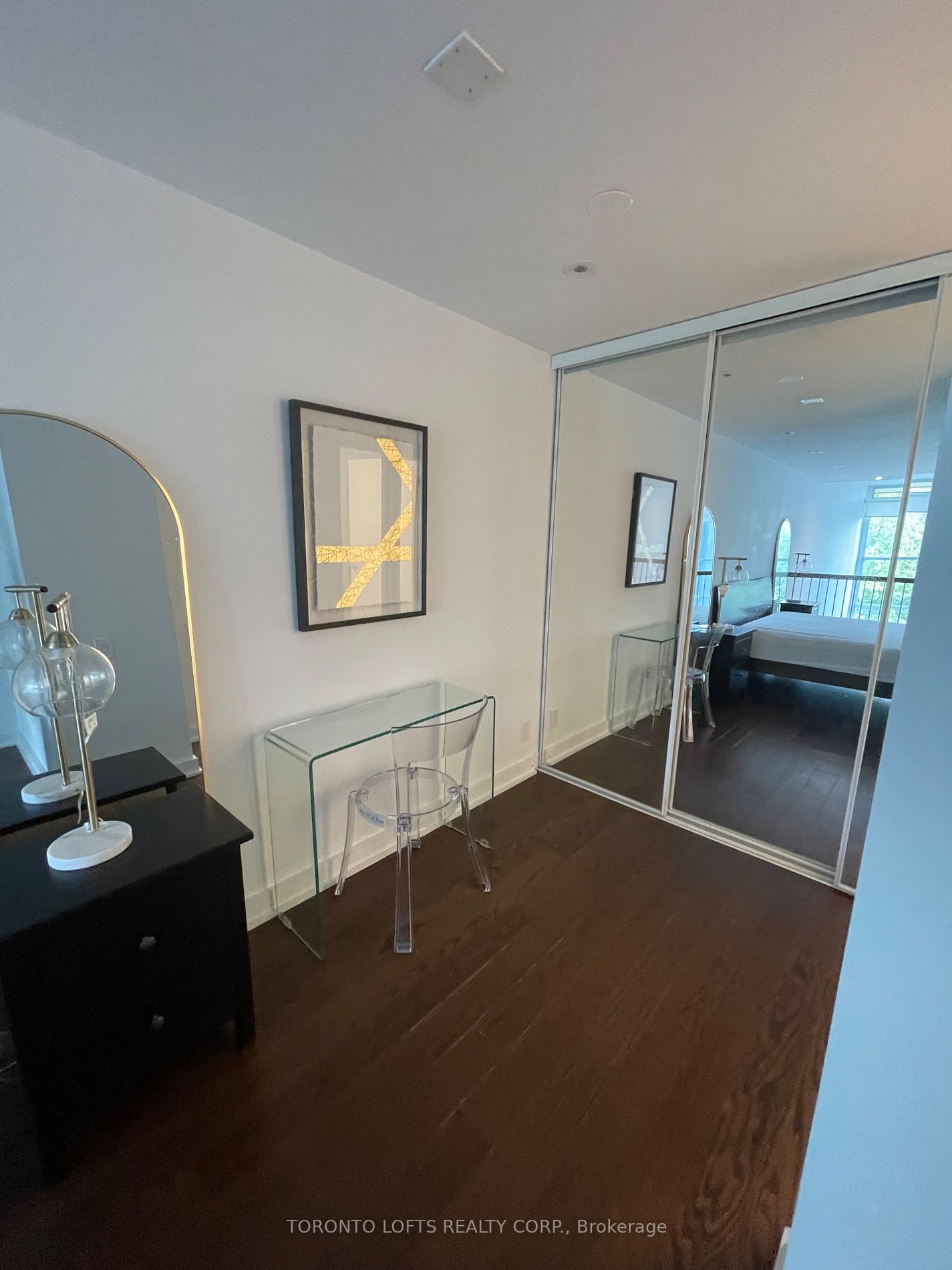 5 Hanna Avenue #108