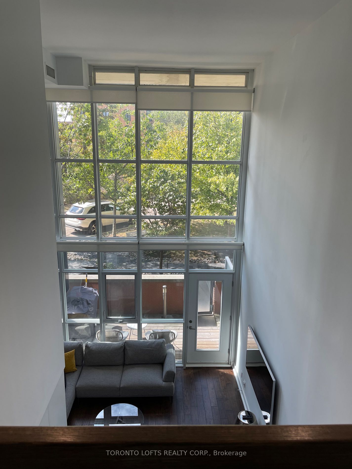 5 Hanna Avenue #108