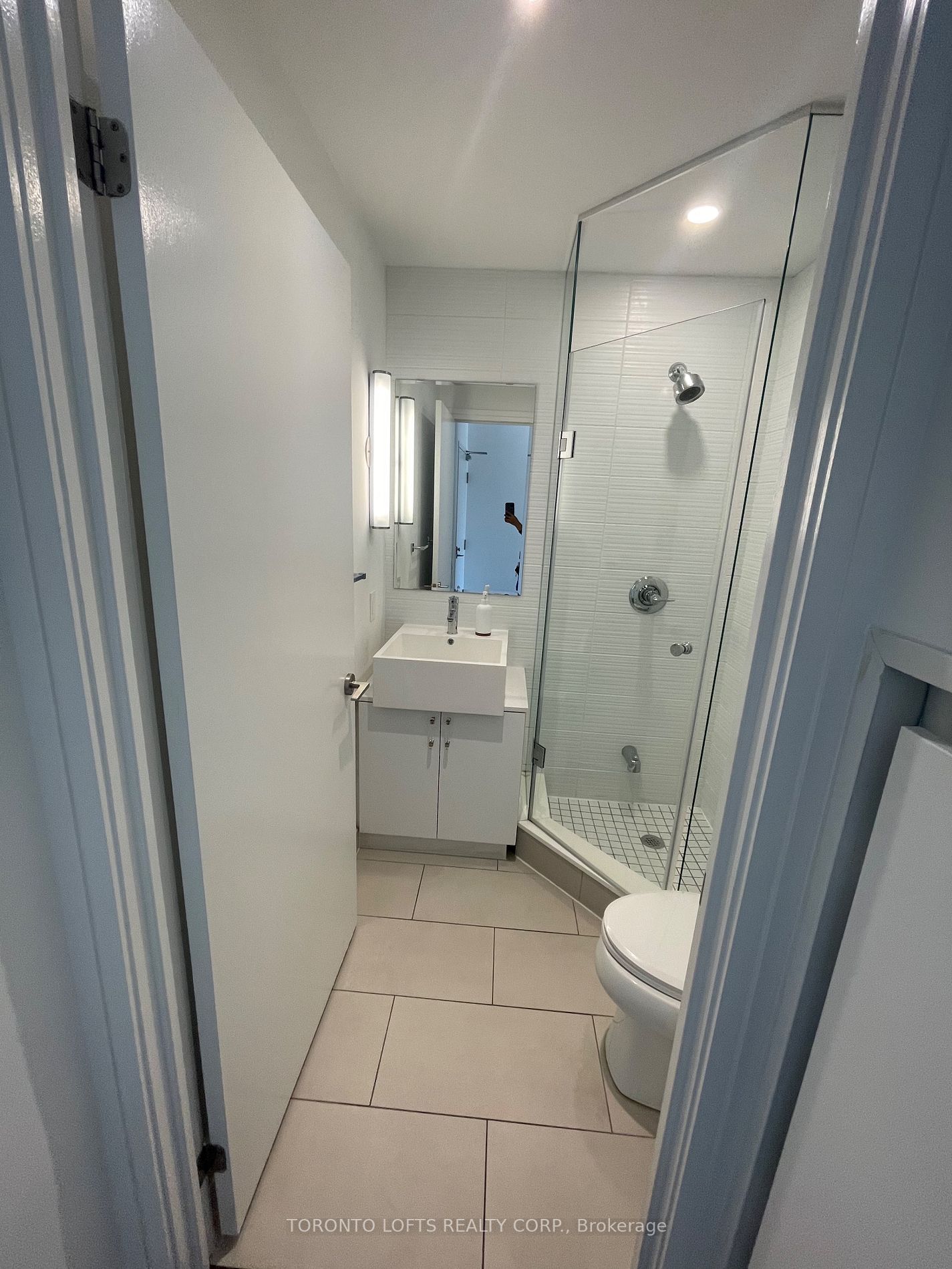 5 Hanna Avenue #108