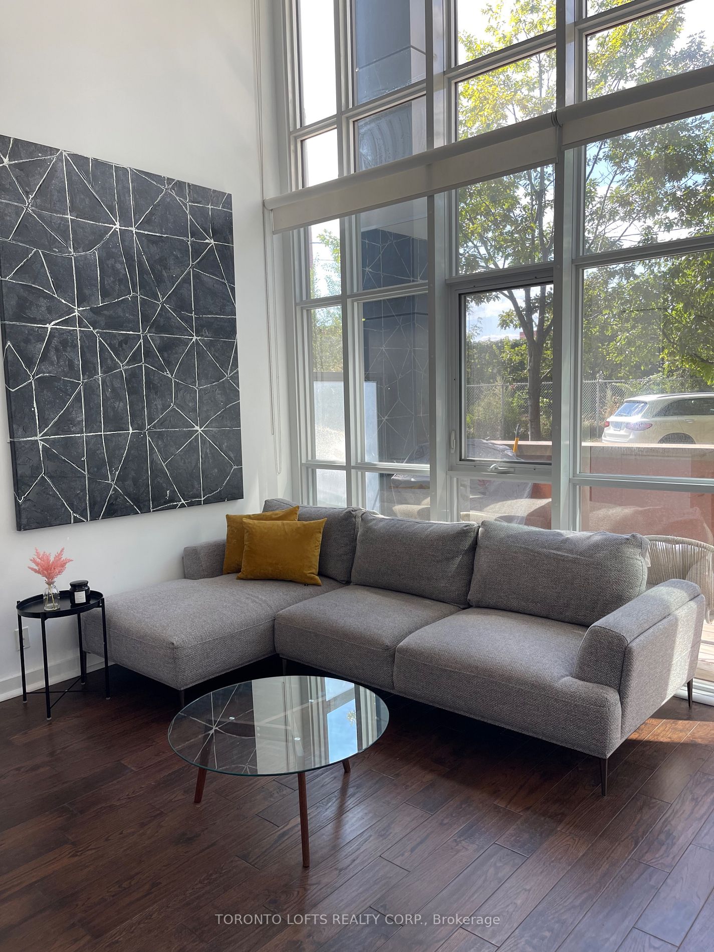 5 Hanna Avenue #108
