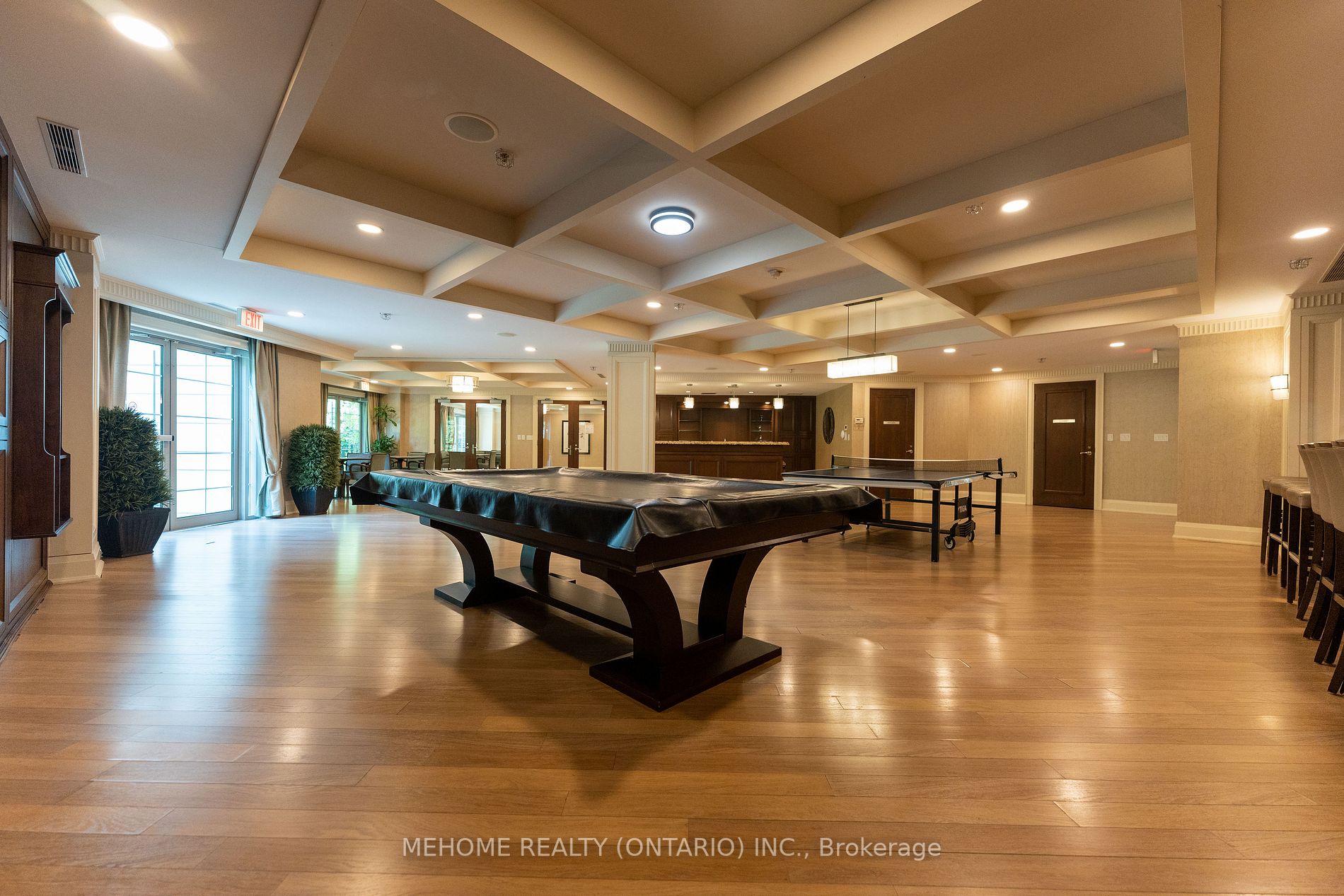 10 Bloorview Pl, #911