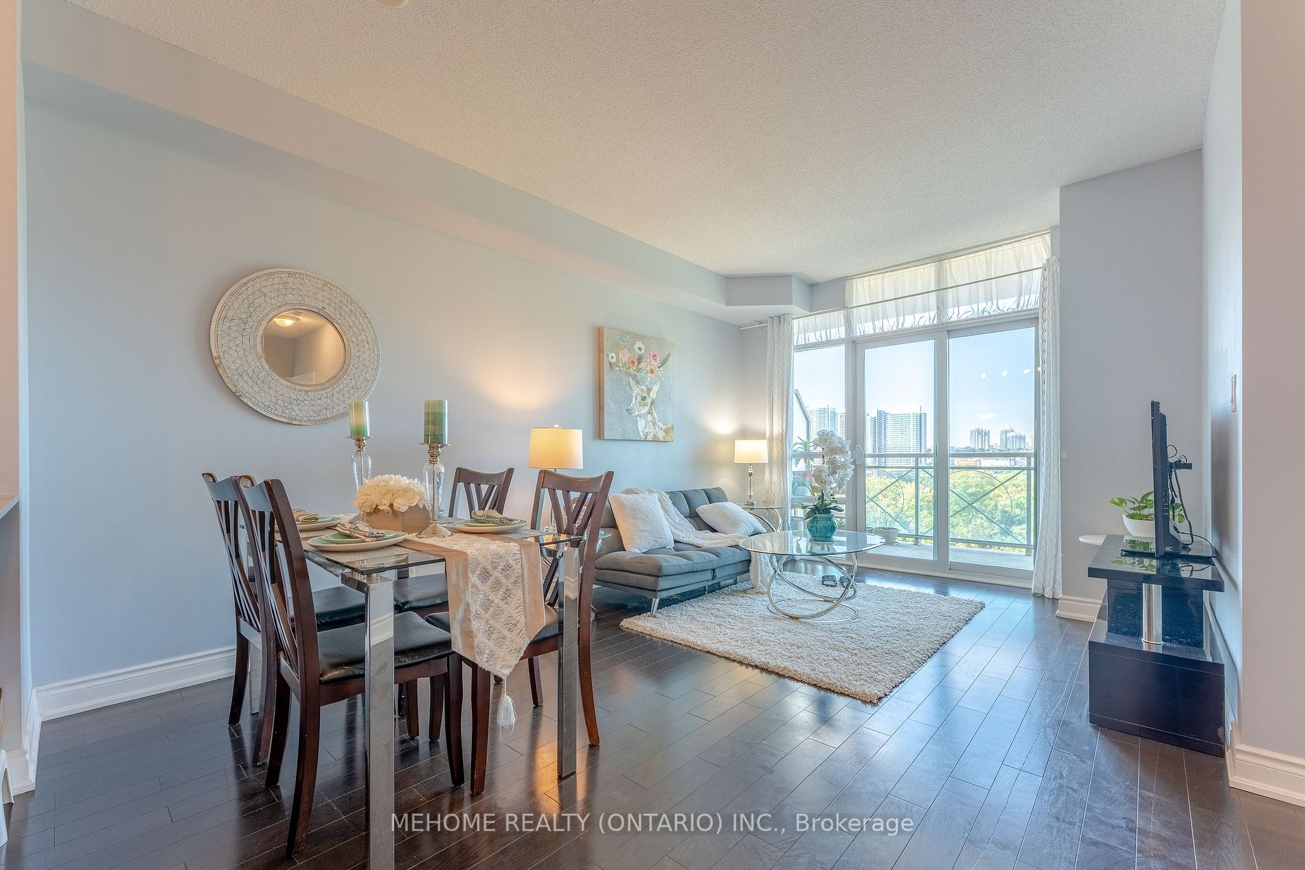 10 Bloorview Pl, #911