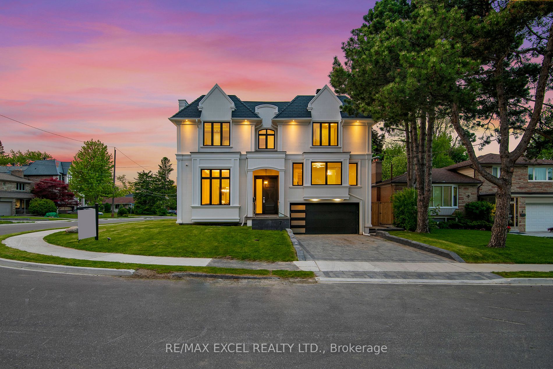 7 Knollview Cres