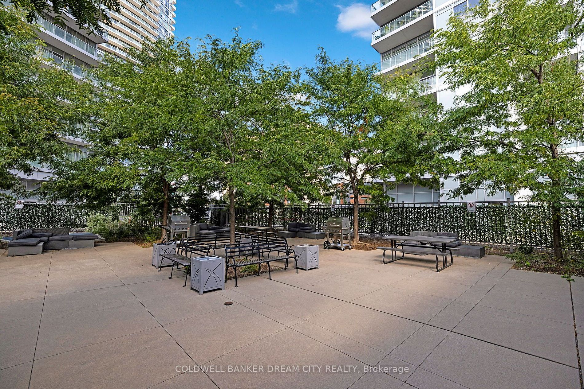 62 Forest Manor Rd, #1909