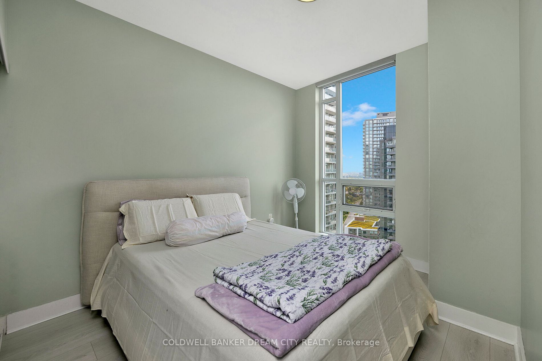 62 Forest Manor Rd, #1909