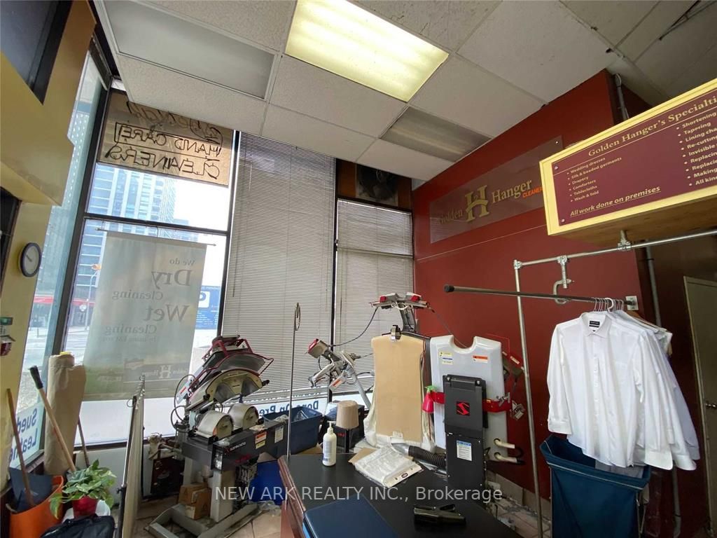 730 Yonge St, #2