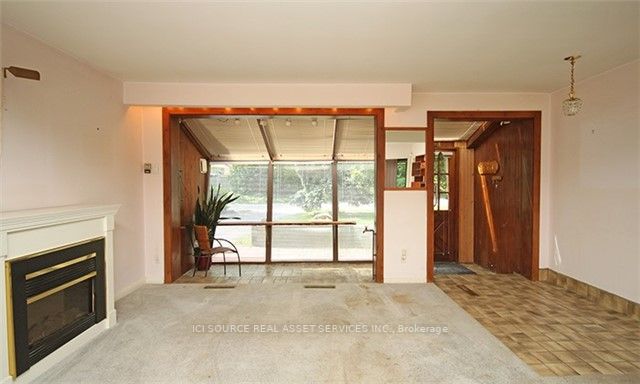48 Chatfield Dr