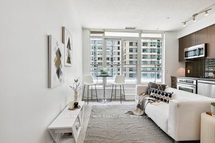 89 Dunfield Ave, #628