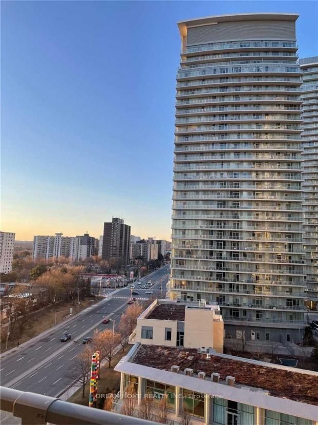 52 Forest Manor Rd, #904