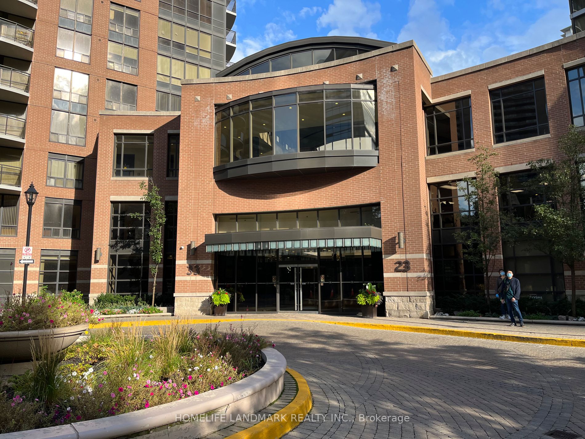 33 Sheppard Ave E, #910