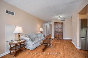 33 Sheppard Ave E, #910