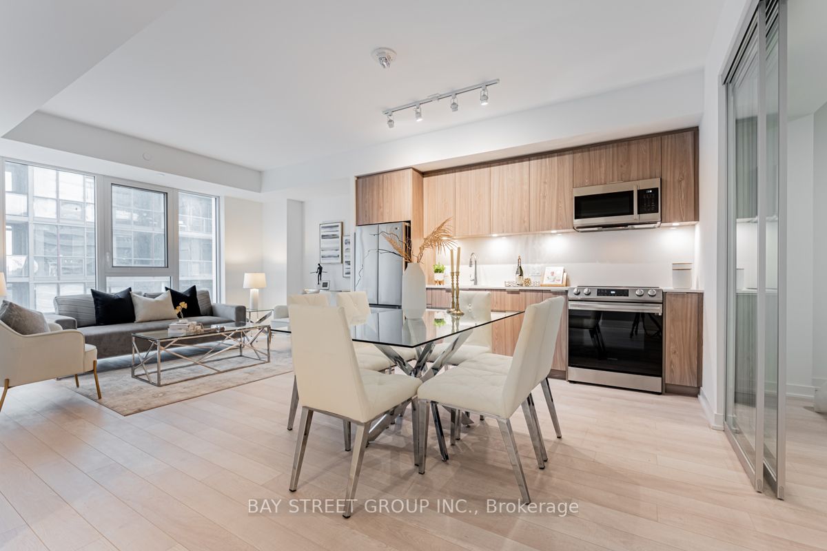 357 King St W, #1409