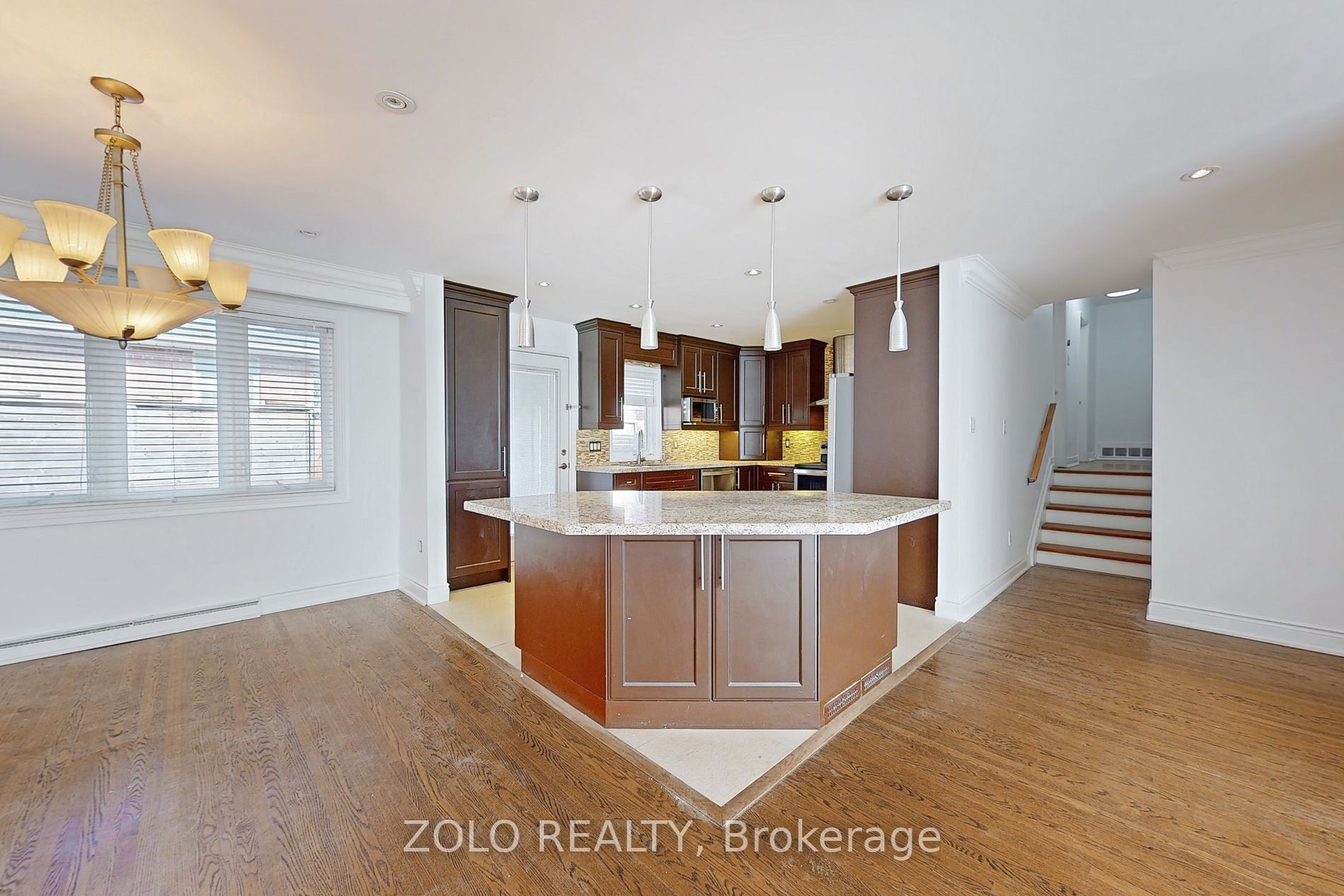 212 Goddard St, #Main