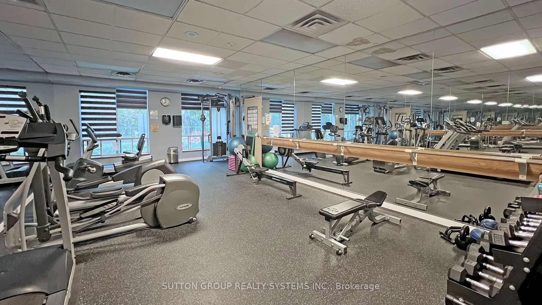 Listing C7007602 - Large Photo # 29