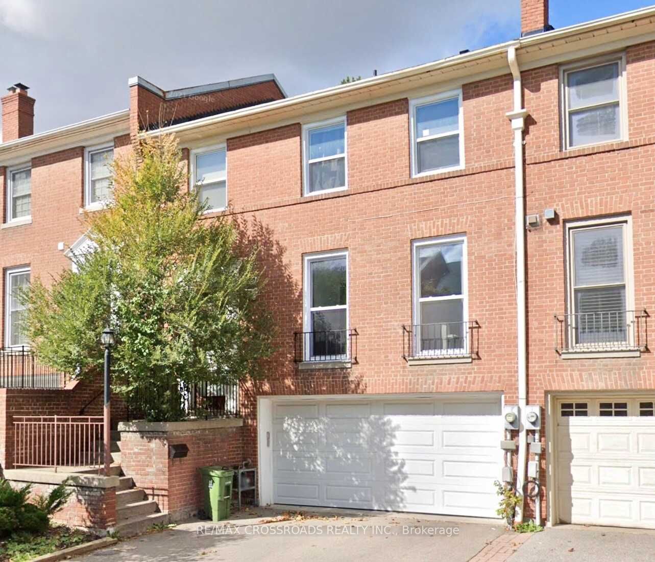 4 Mallingham Crt