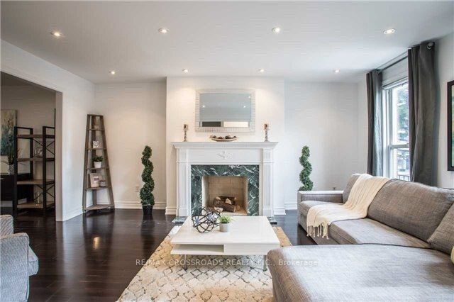 4 Mallingham Crt