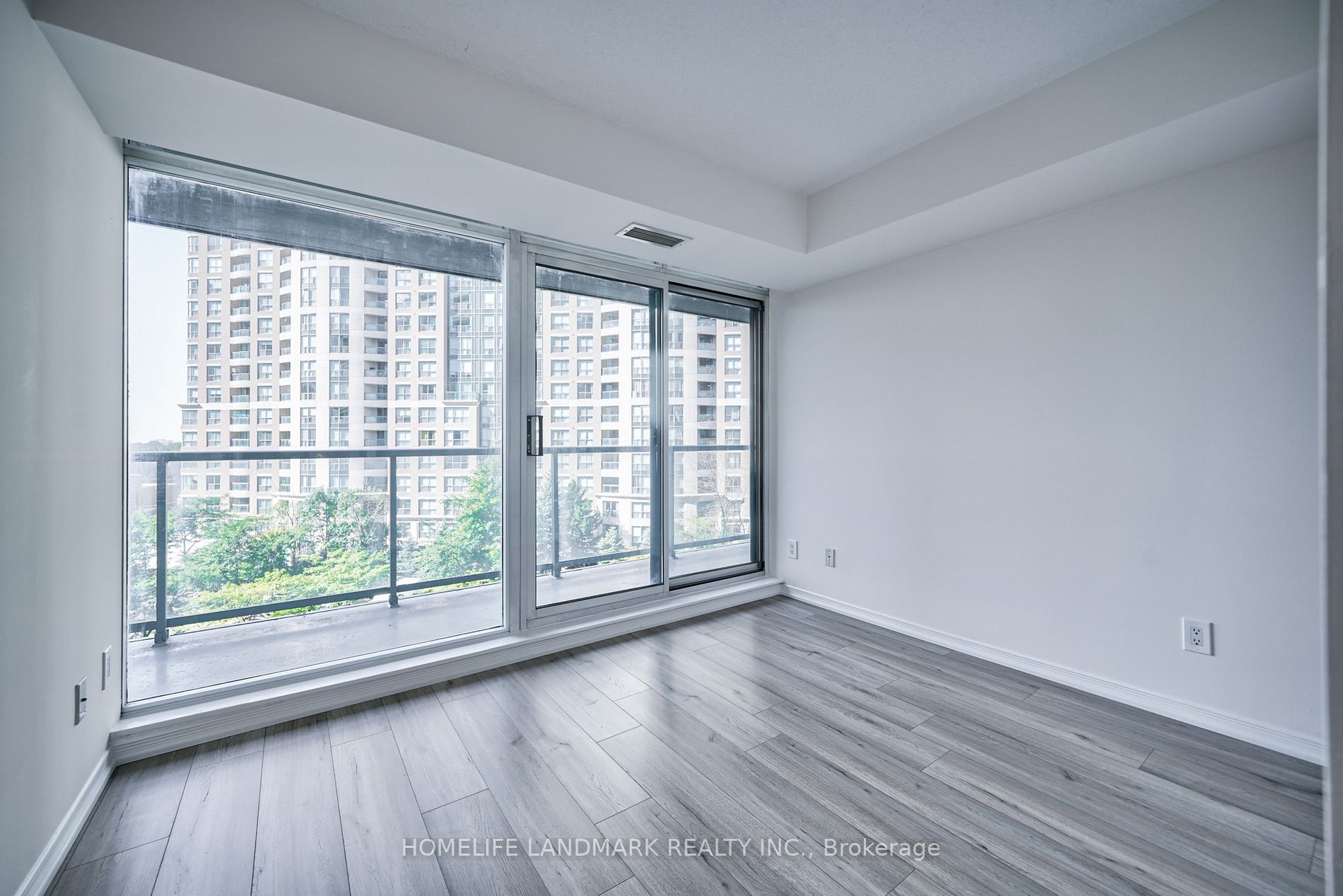 Listing C7007650 - Large Photo # 12