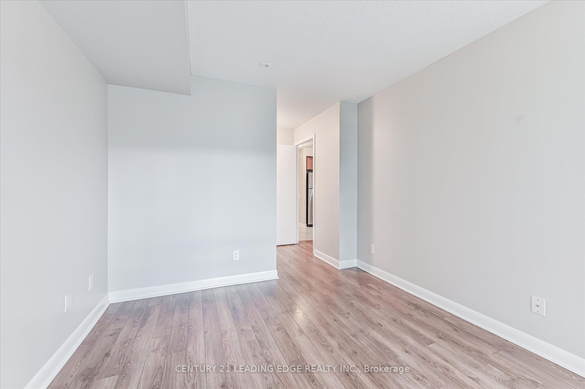 525 Wilson Ave, #653