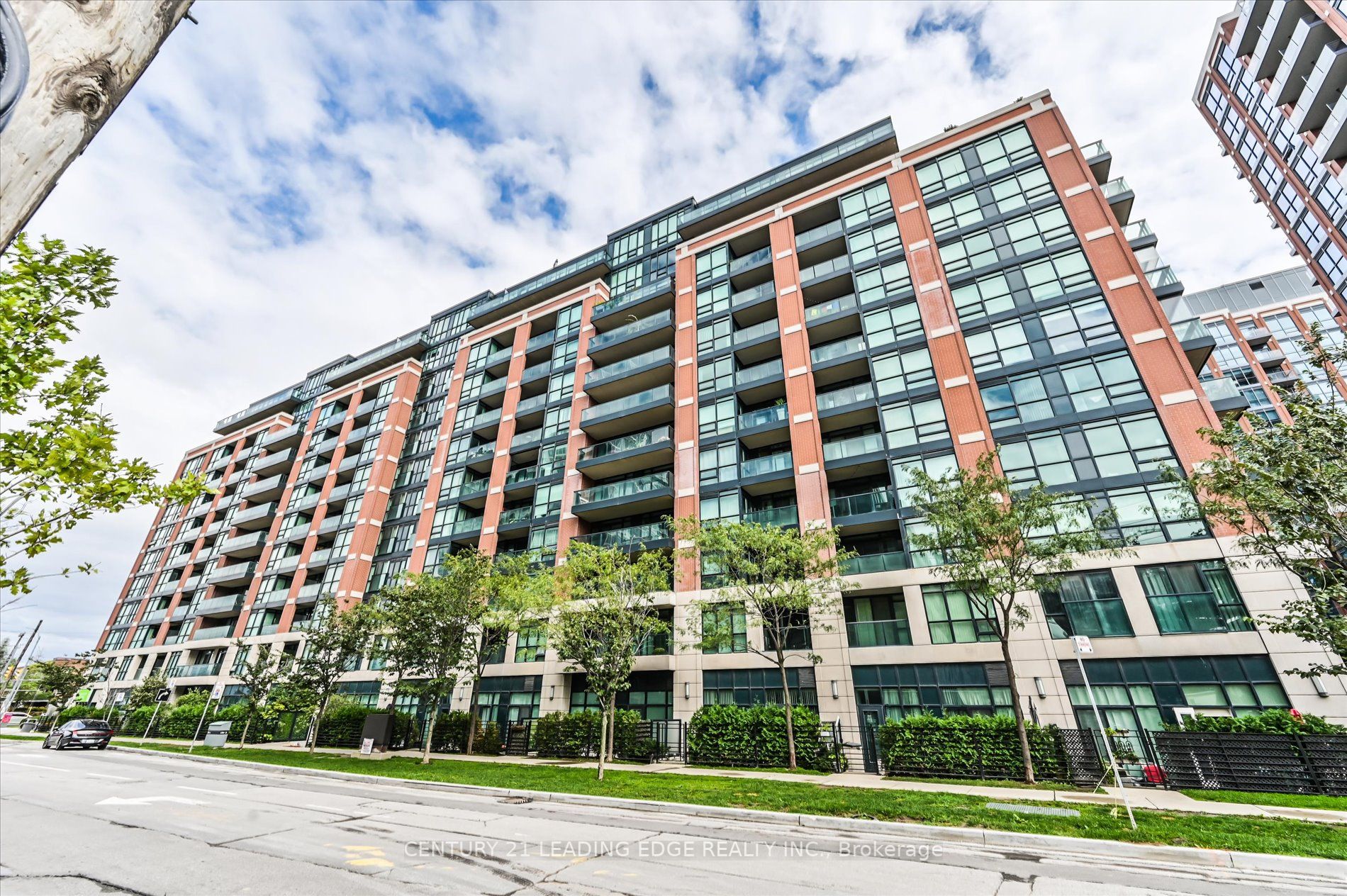 525 Wilson Ave, #653