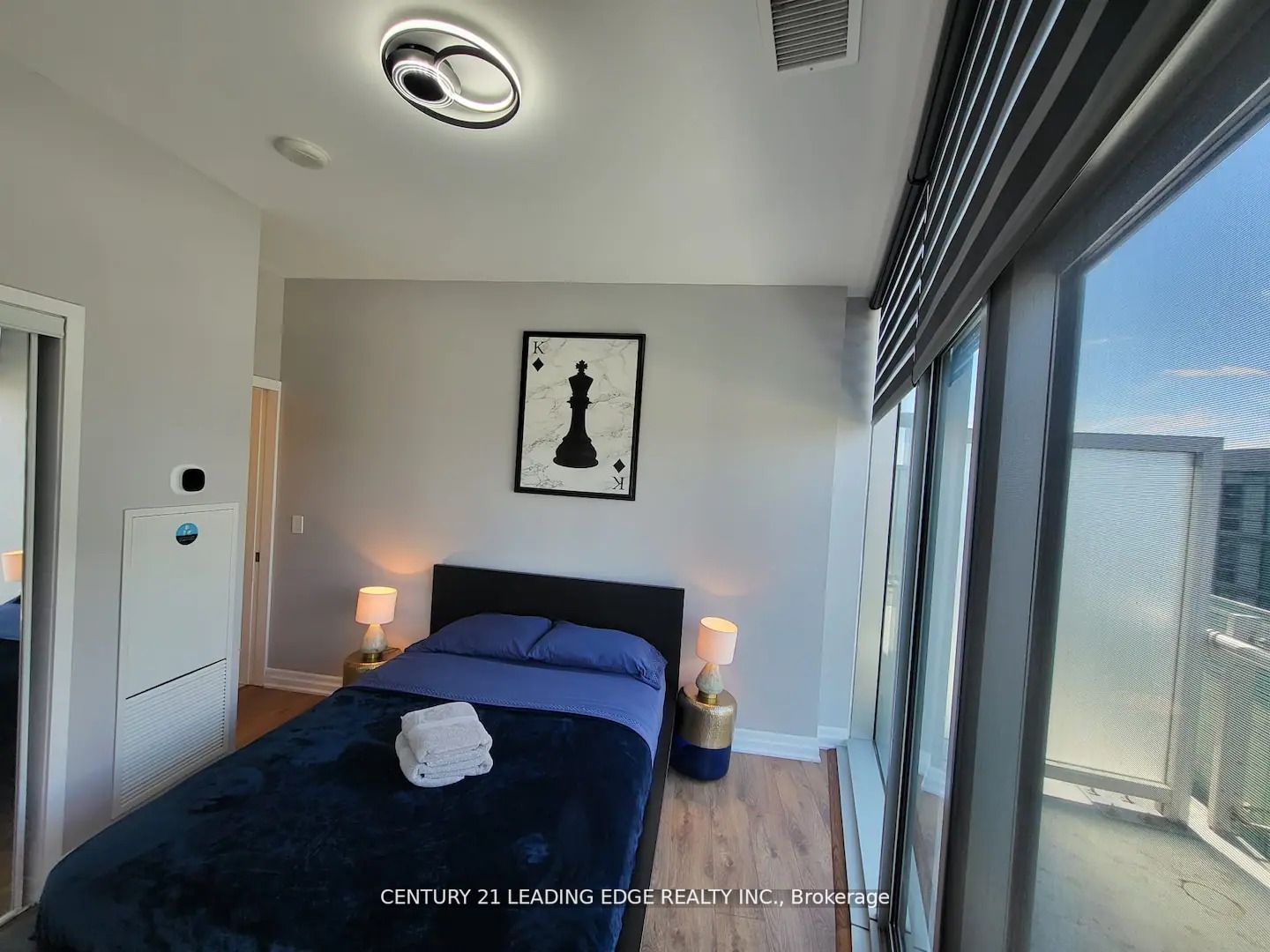 12 York St, #2907