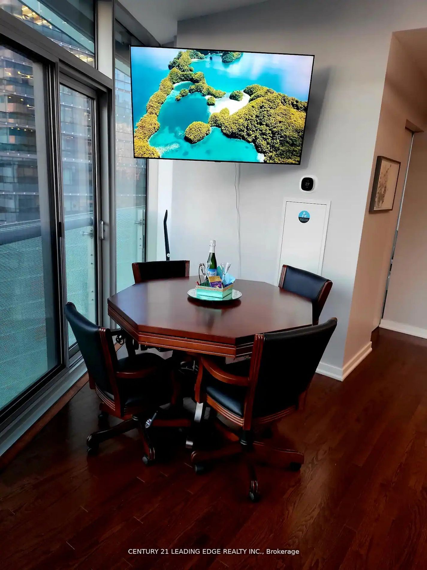 12 York St, #2907