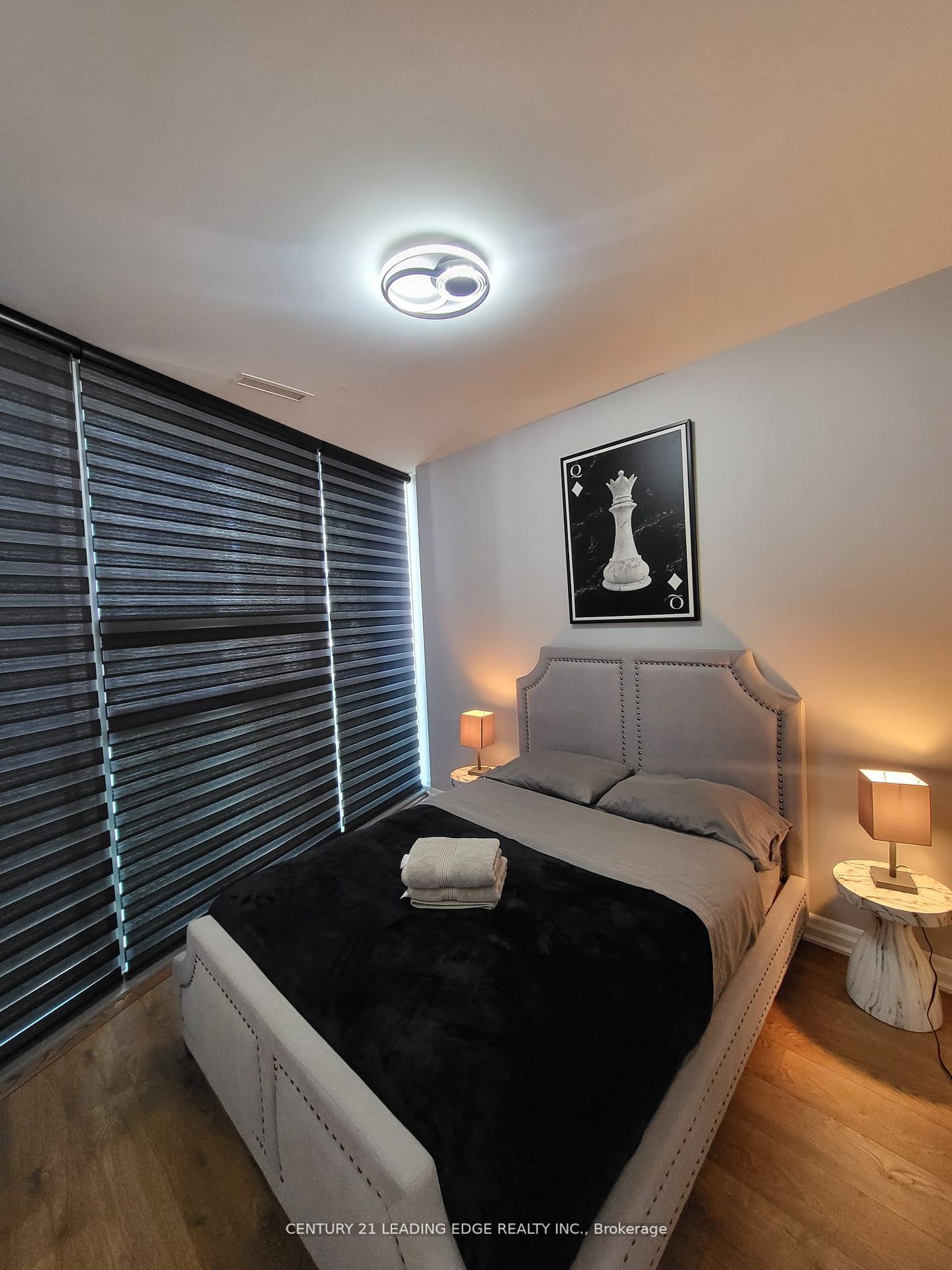 12 York St, #2907