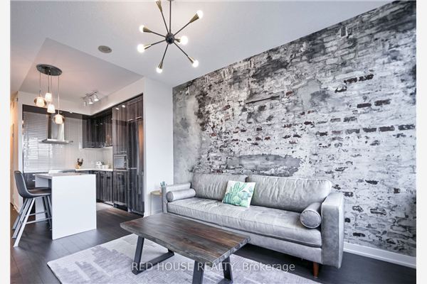 120 Bayview Ave, Toronto