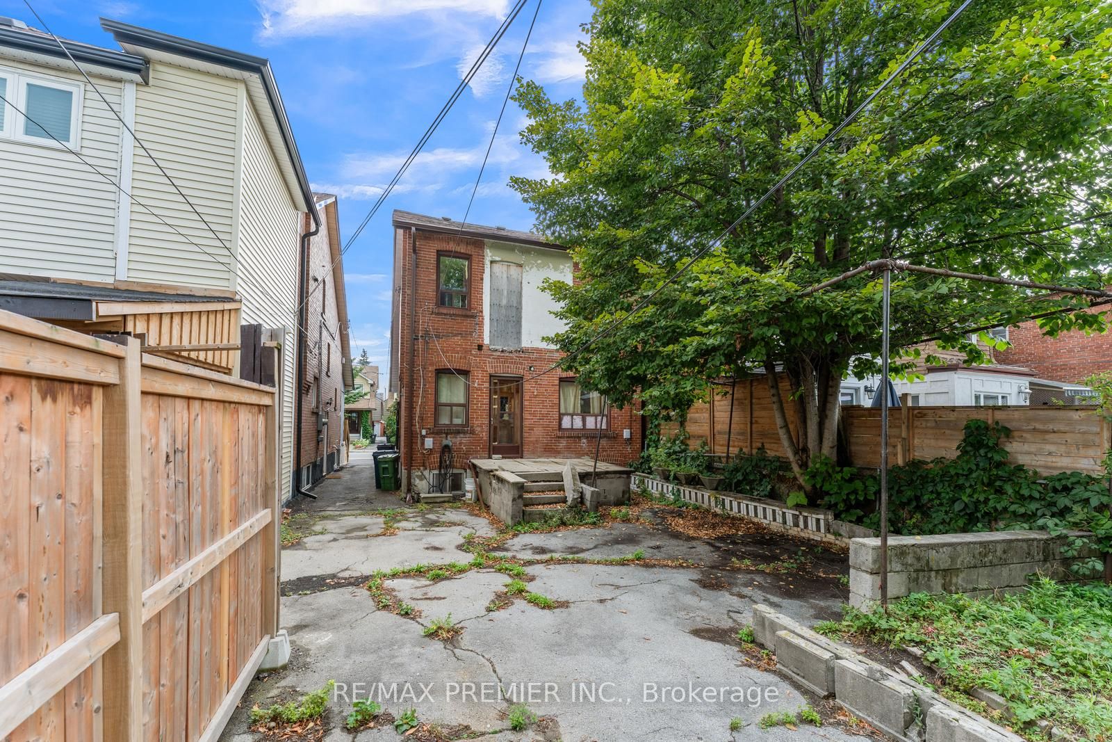 179 Northcliffe Blvd