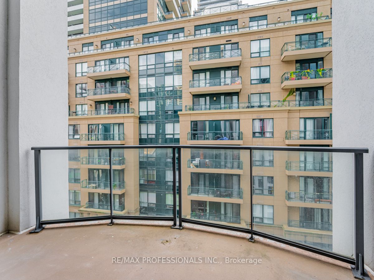30 Hayden St, #1204