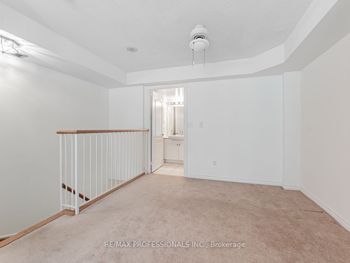 30 Hayden St, #1204