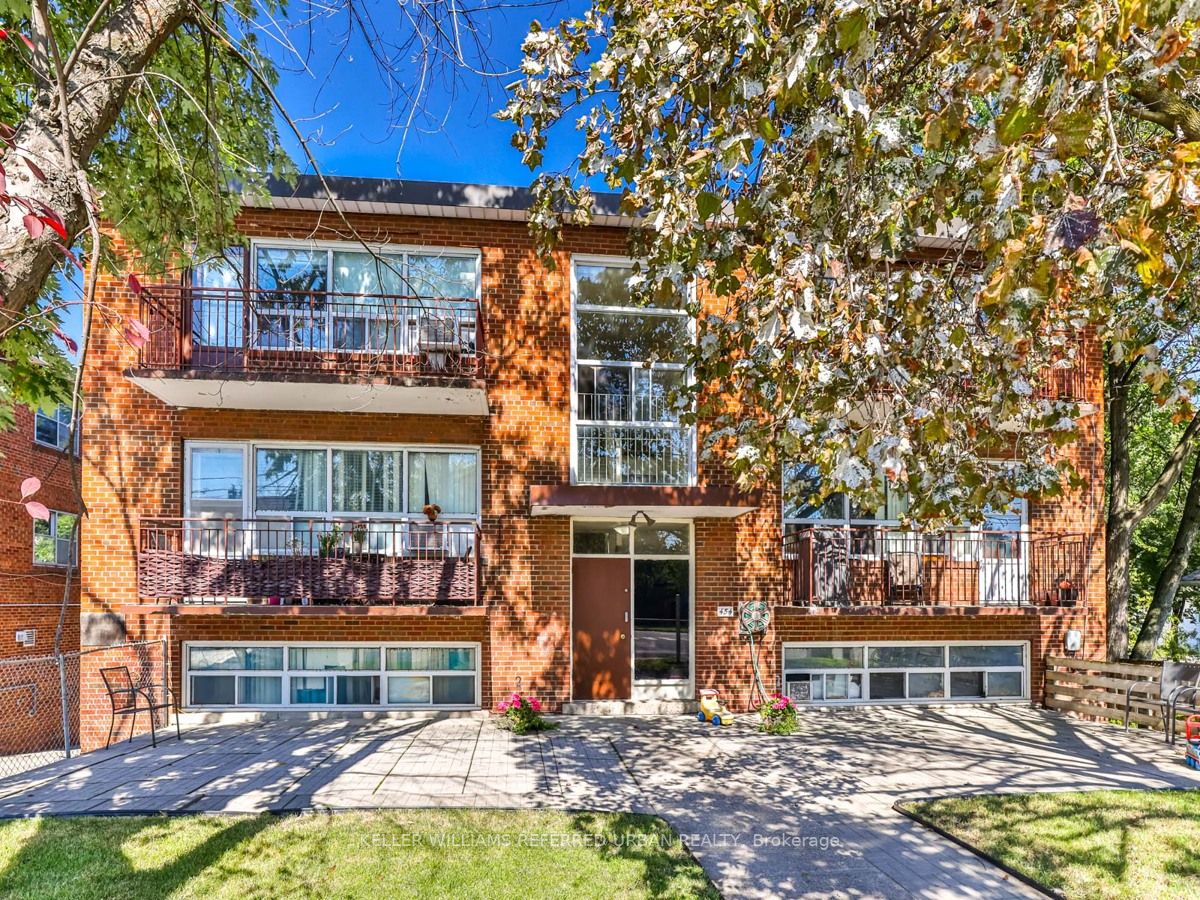 454 Lawrence Ave