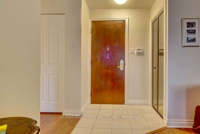 1210 Don Mills Rd, #104