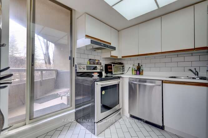 1210 Don Mills Rd, #104