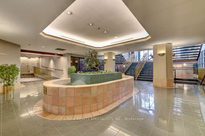 1210 Don Mills Rd, #104