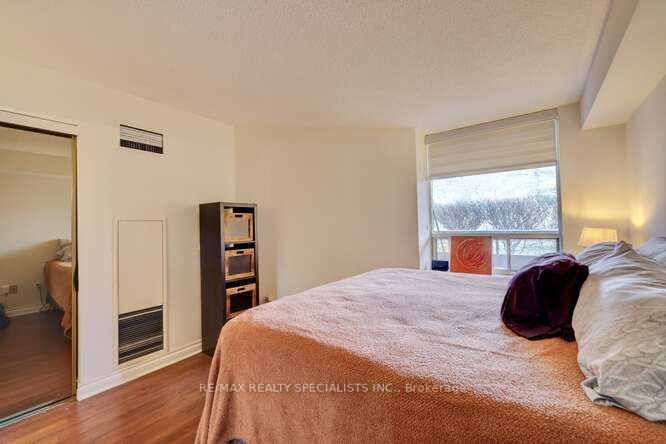 1210 Don Mills Rd, #104