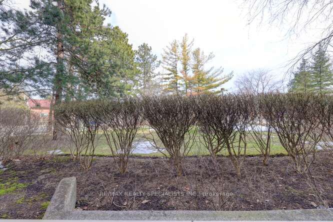 1210 Don Mills Rd, #104