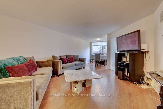 1210 Don Mills Rd, #104