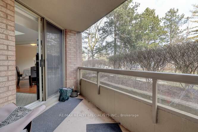 1210 Don Mills Rd, #104