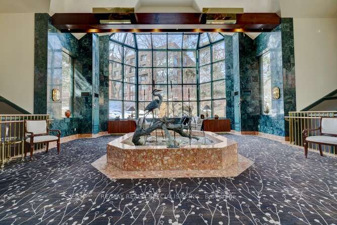 1210 Don Mills Rd, #104