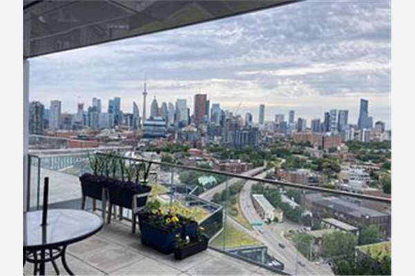 170 Bayview Ave, Toronto