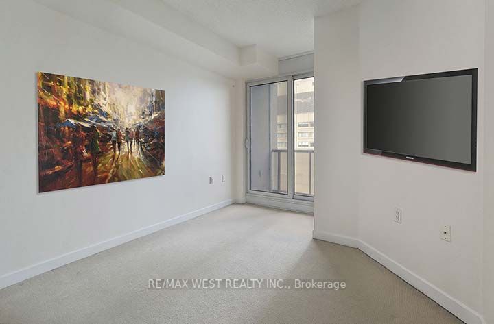 85 Bloor St E, #1203