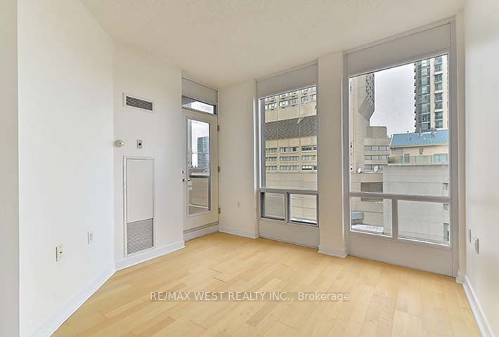85 Bloor St E, #1203