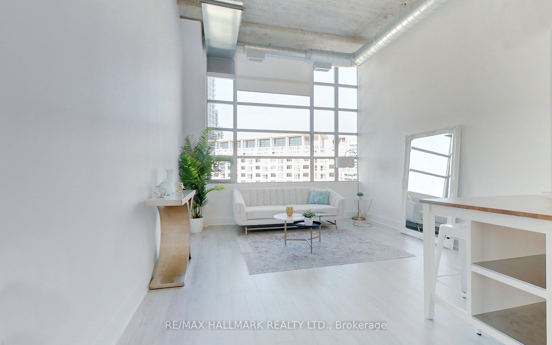 637 Lake Shore Blvd W, #516