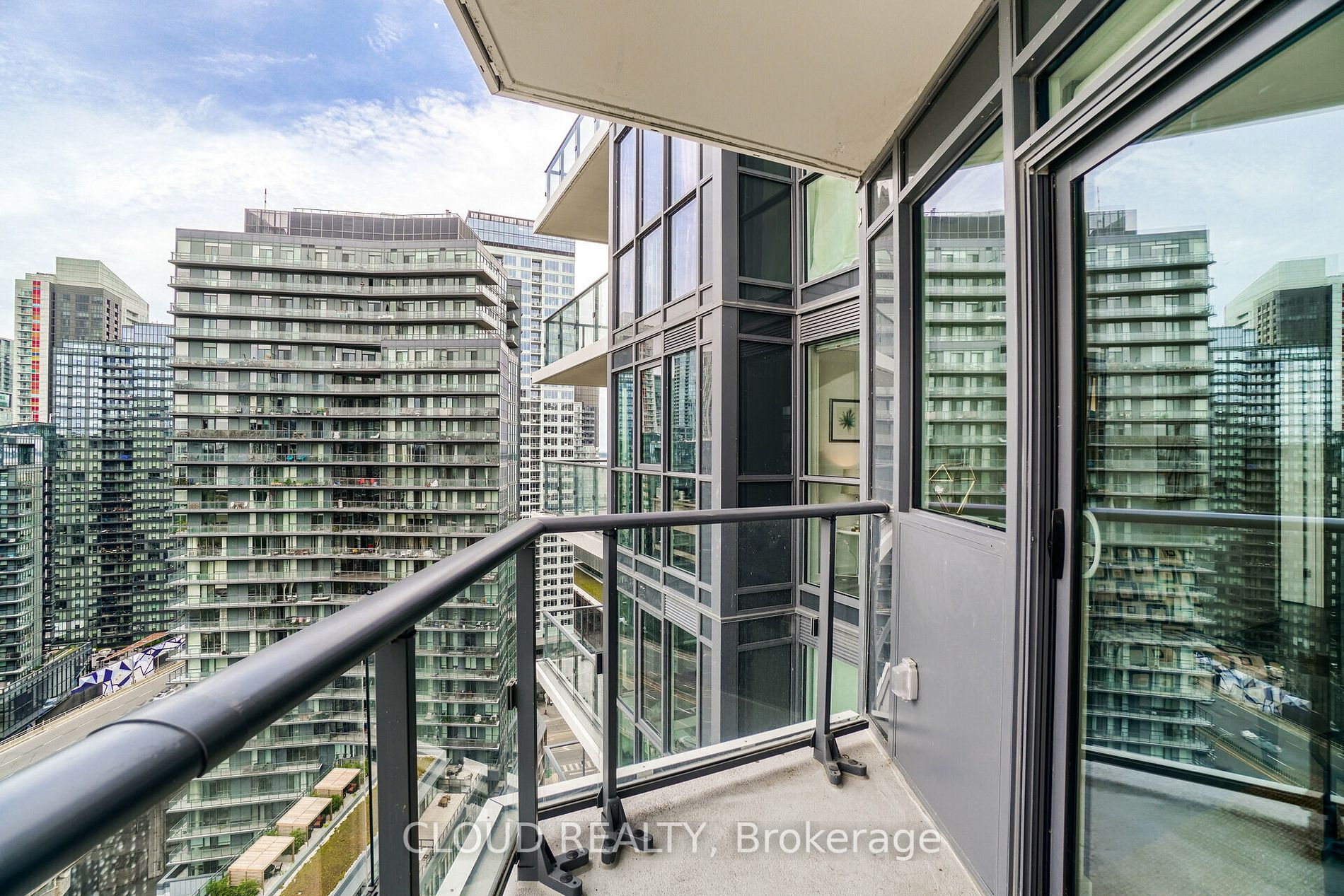 Listing C7008472 - Large Photo # 17