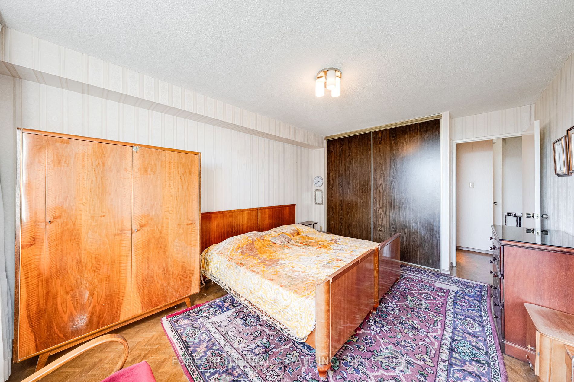 205 hilda Avenue, #1406