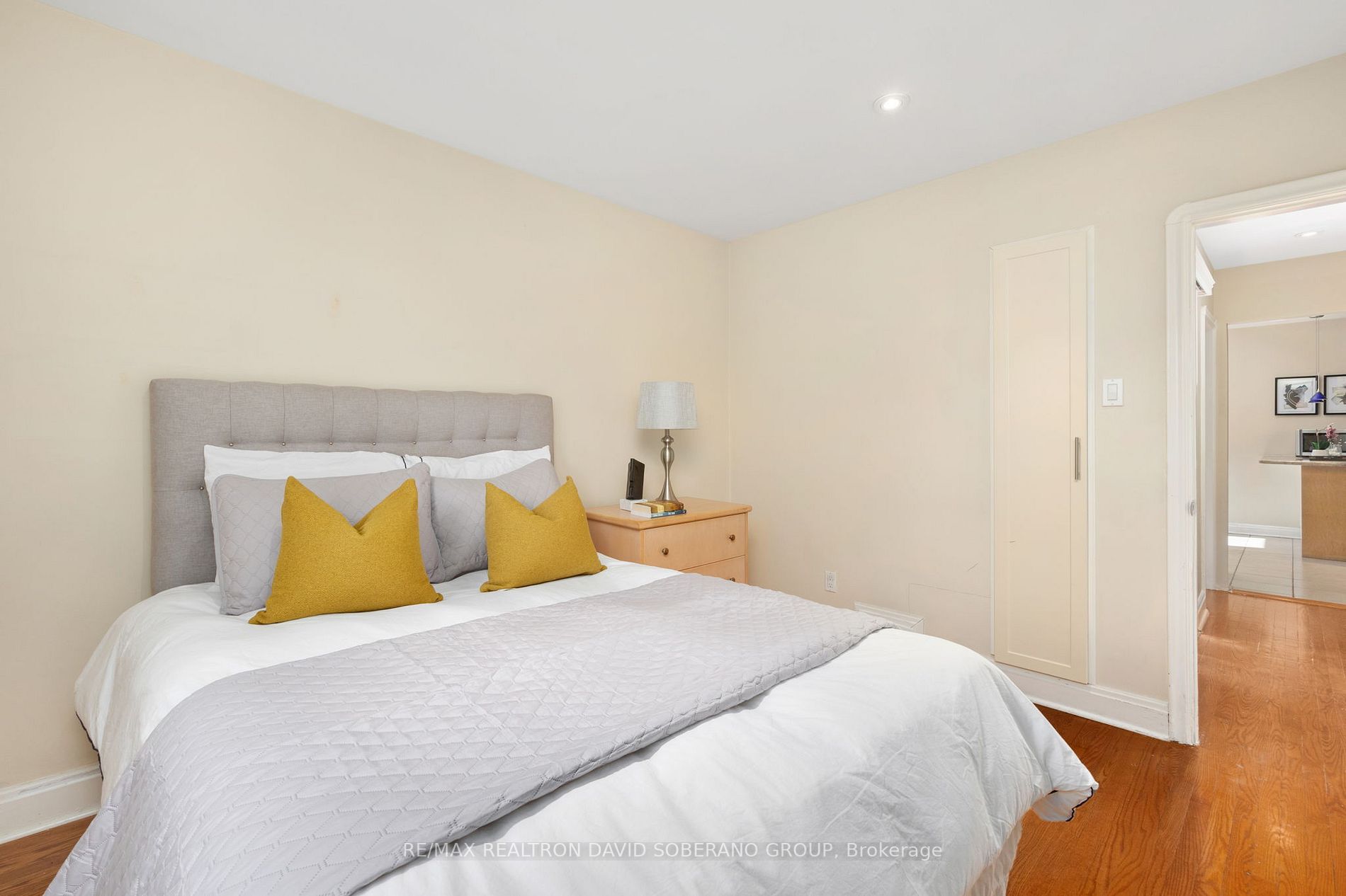 5 Silverton Avenue
