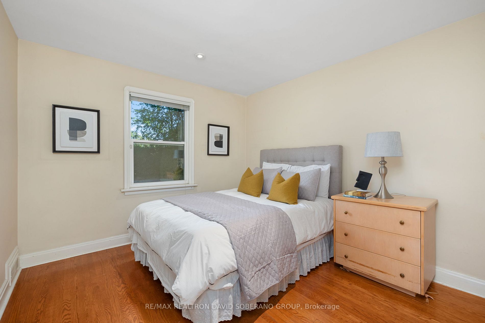 5 Silverton Avenue