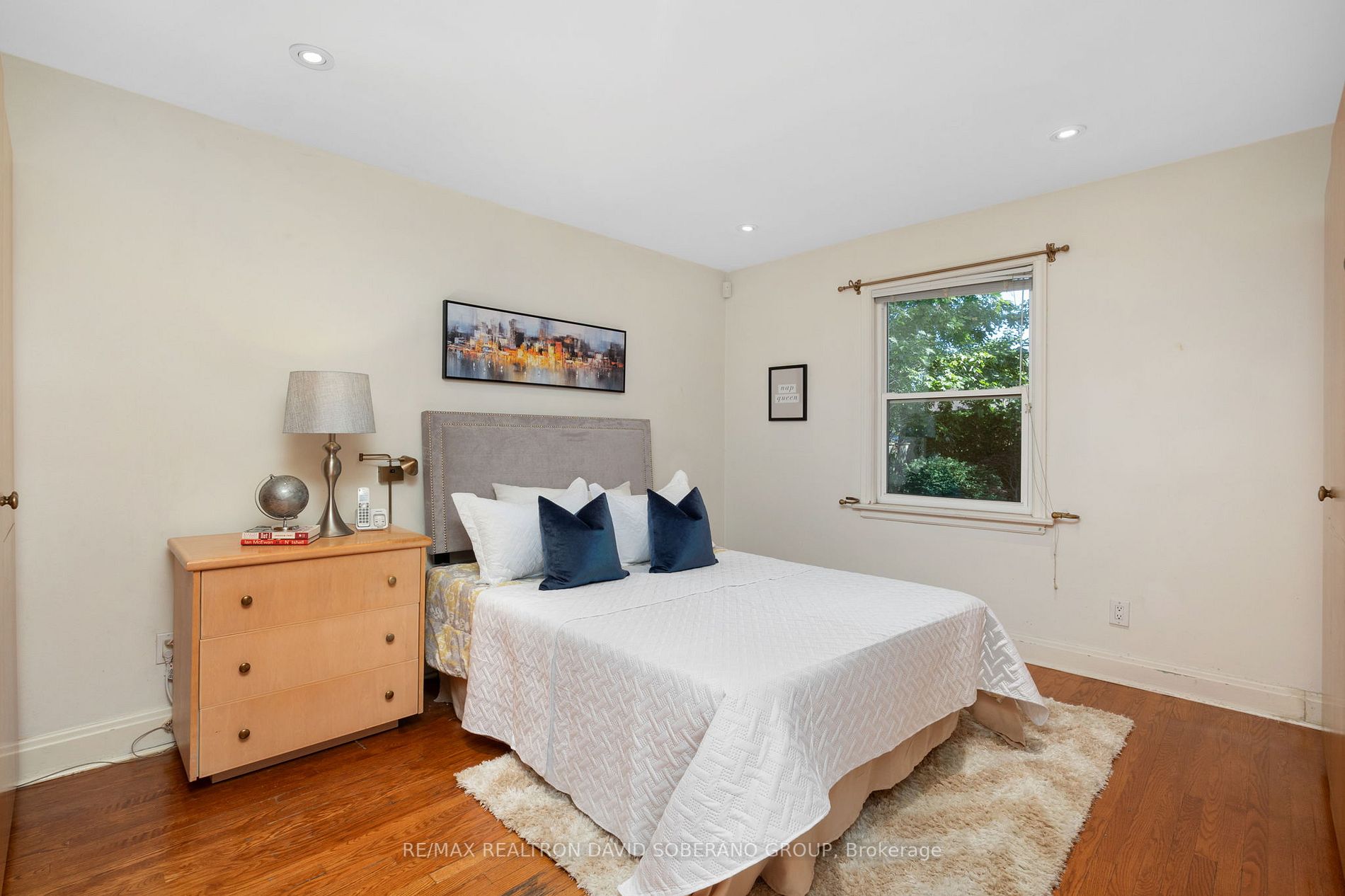5 Silverton Avenue